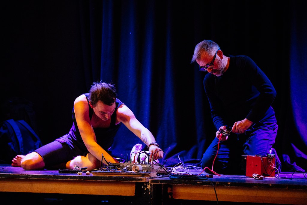 Max Wainwright and John Richards at Fylkingen. Image by Emanuel Schütt.